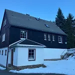 山林小屋 Berghaus Am Katzenstein Urgemuetliches Wohnen Im Wald Pobershau