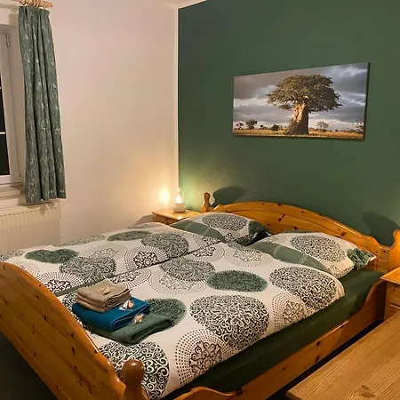 Lodge Berghaus Am Katzenstein Urgemuetliches Wohnen Im Wald