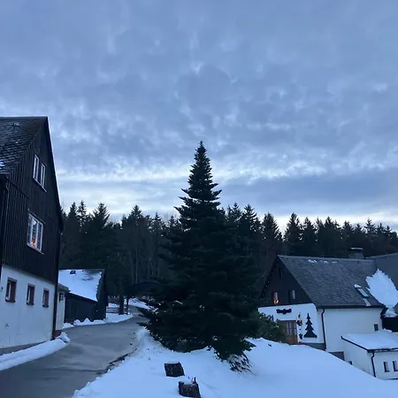 Berghaus Am Katzenstein Urgemuetliches Wohnen Im Wald 롯지 포베르샤우