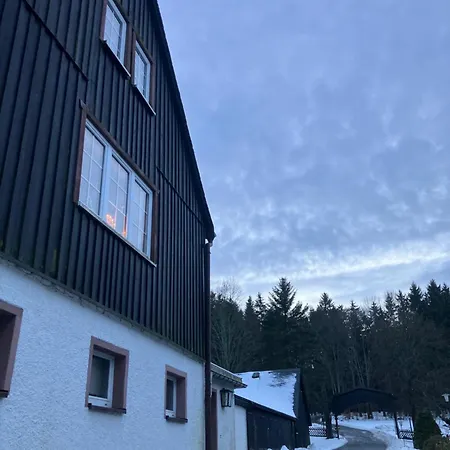 Berghaus Am Katzenstein Urgemuetliches Wohnen Im Wald 롯지