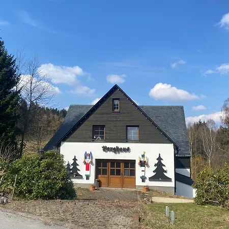롯지 Berghaus Am Katzenstein Urgemuetliches Wohnen Im Wald *